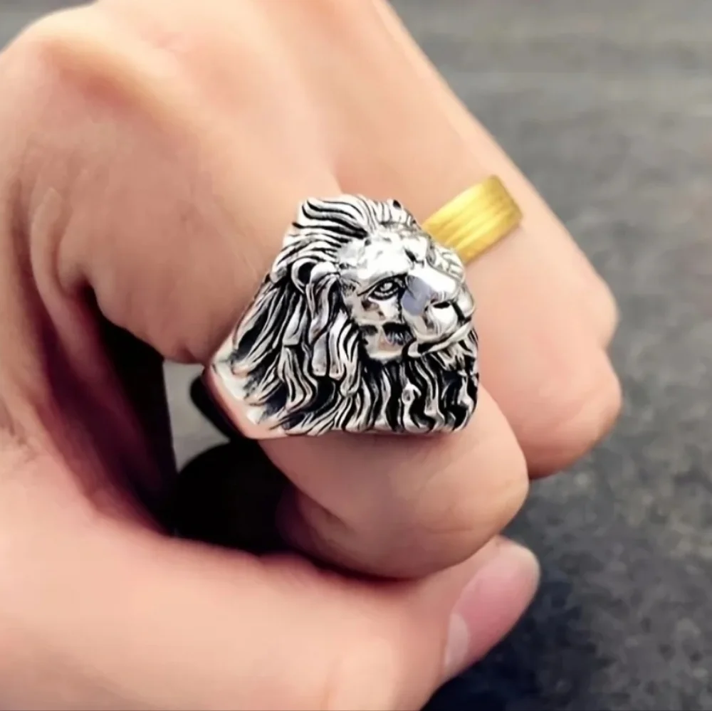 Lion's Head Ring